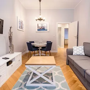 https://saltwater-apartment.gdanskhotel.org